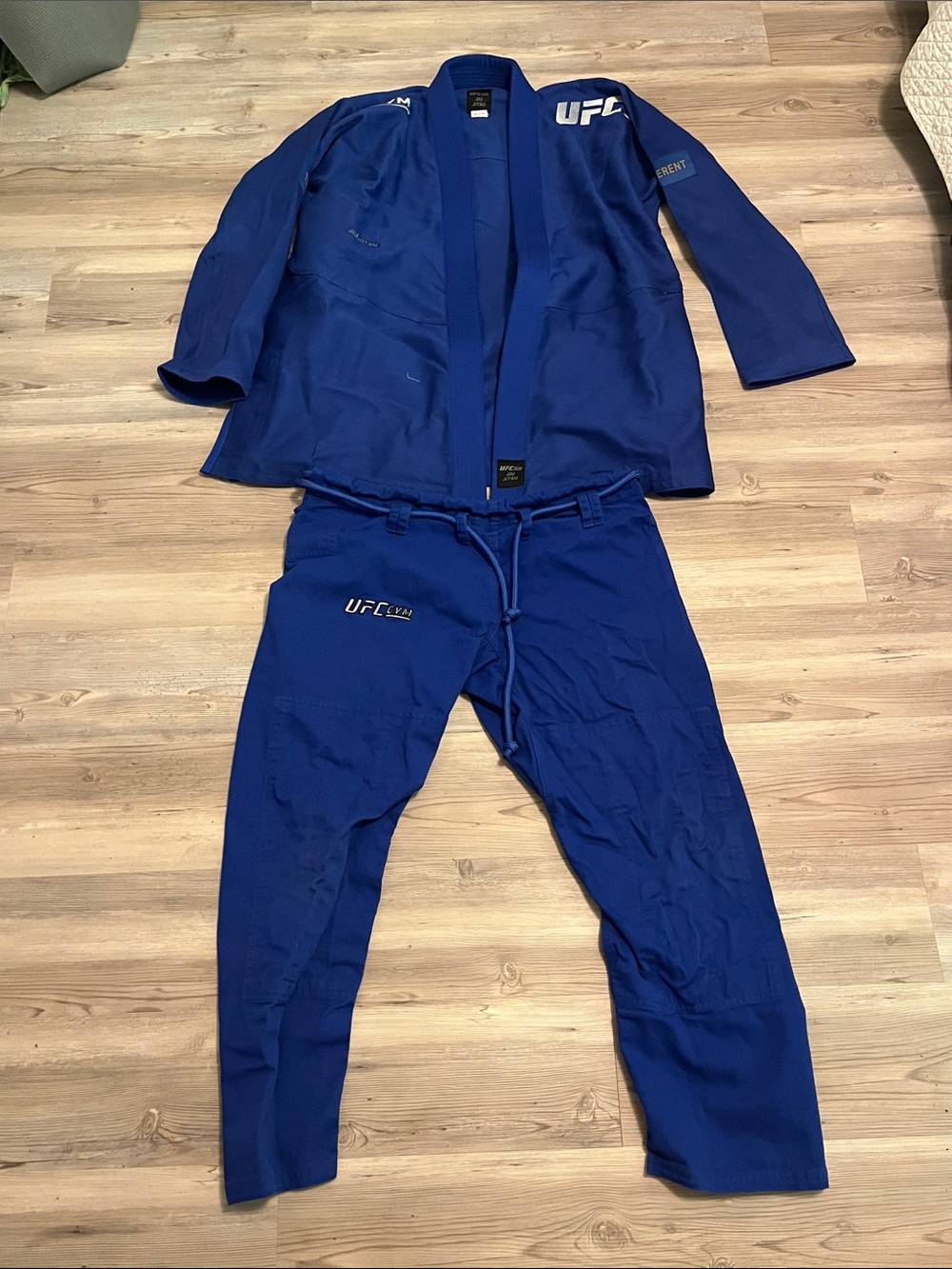 UFC Royal Blue Brazilian Jiu-Jitsu Gi Set brand new never worn size A3